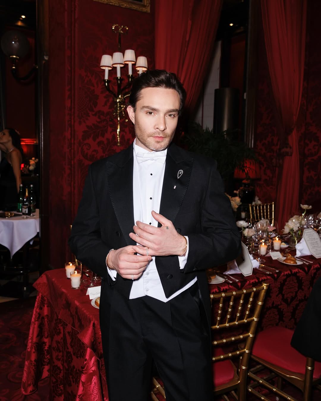 图片[3] - Ed Westwick 被控诉5大罪，指他是「最糟糕演员」！从丑闻到结婚，Chuck Bass 话题不断！ - 奇趣星球报 - 奇趣星球报