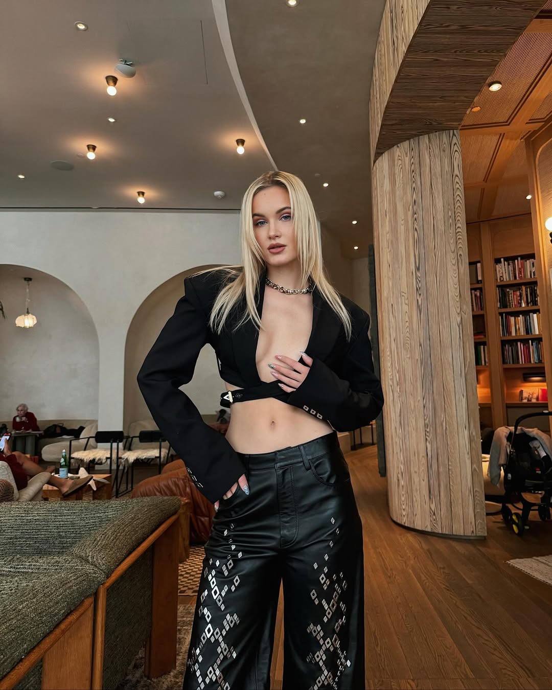 图片[5] - Ed Westwick 被控诉5大罪，指他是「最糟糕演员」！从丑闻到结婚，Chuck Bass 话题不断！ - 奇趣星球报 - 奇趣星球报